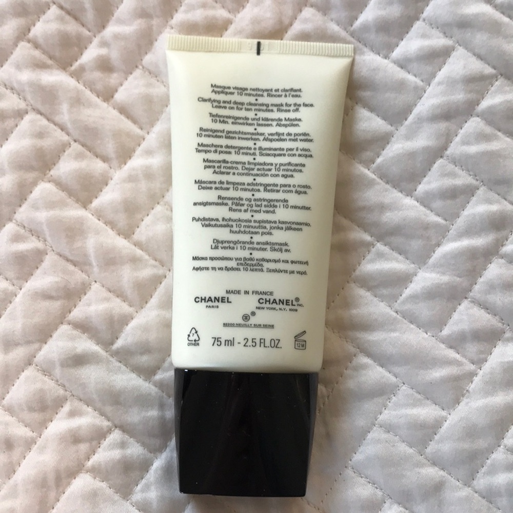 Chanel Masque - Picture 2 of 2